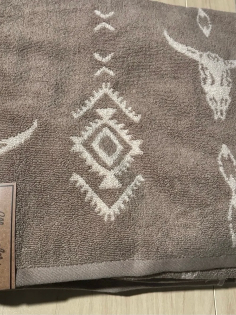 Wrangler Tan and Cream Western Skull Towel Set w/ bath, hand towels, wash cloths